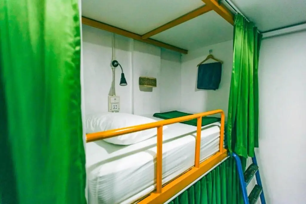 Муанг: Aekkeko Hostel