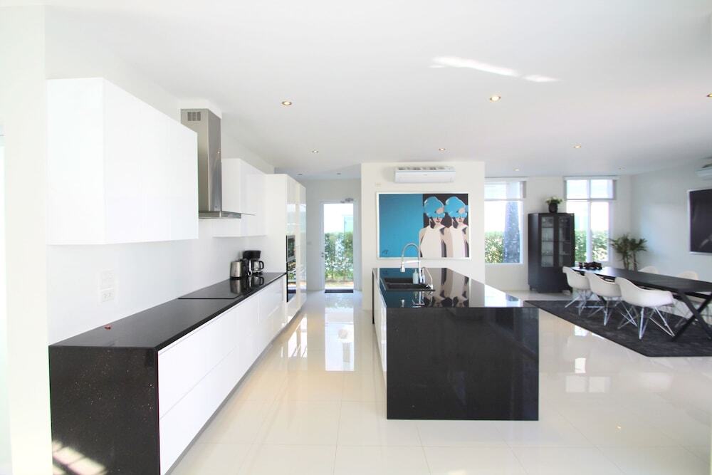 Хуахин: Hua Hin 5 Bedrooms Mansion B3