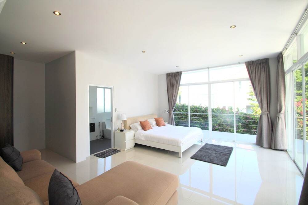 Хуахин: Hua Hin 5 Bedrooms Mansion B3