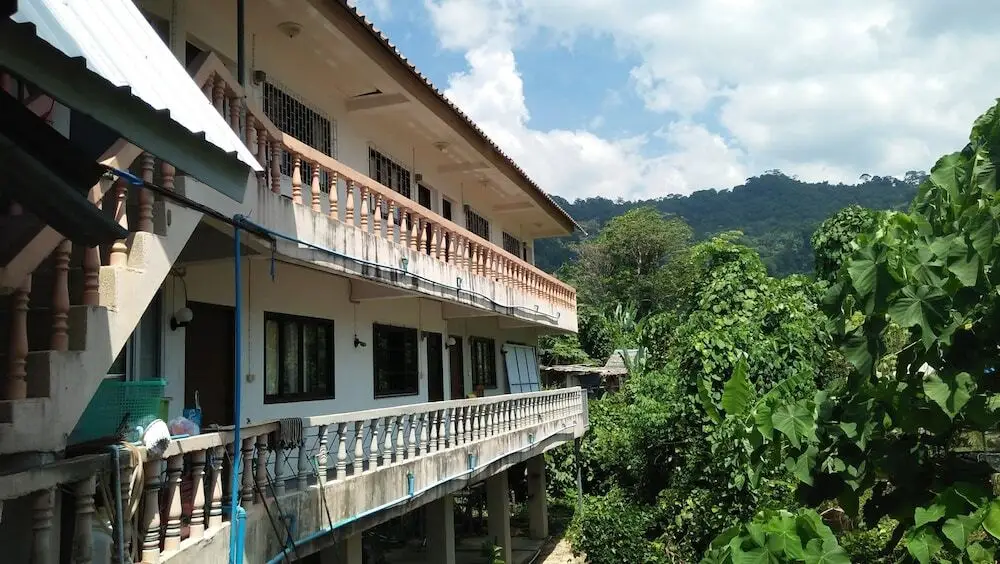 Као Лак: Yuppadee Room for Rent Khaolak Center