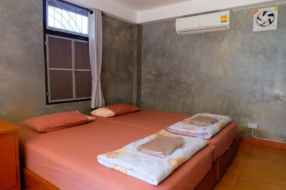 Чиангмай: Mae Ping Home 301