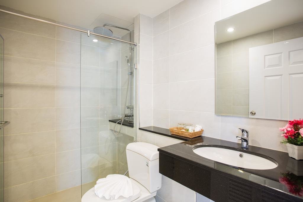 Кату: The Suites Apartment & Residence Phuket