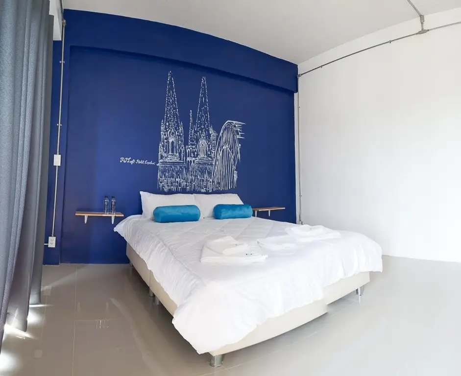 Лопбури: PJ Loft Hotel