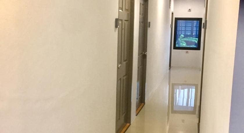 Бангкок: Inn Trog And Inn Soi - Hostel - Adults Only