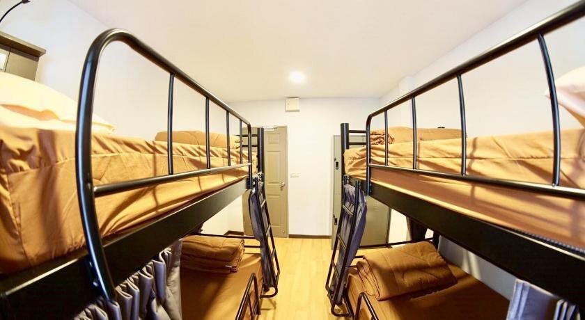 Бангкок: Inn Trog And Inn Soi - Hostel - Adults Only