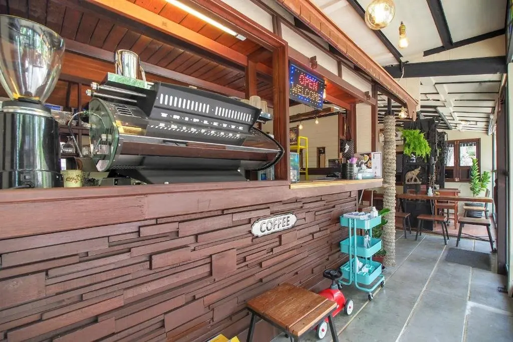 Сирача: Suankaew Art Cottage