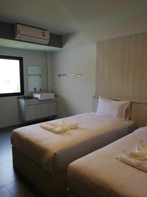 Чиангмай: F Plus F Hostel
