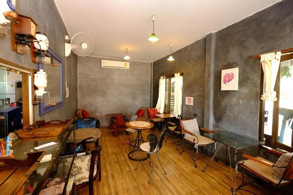 Мэхонгсон: P.L.P Guesthouse - Mae Hong Son