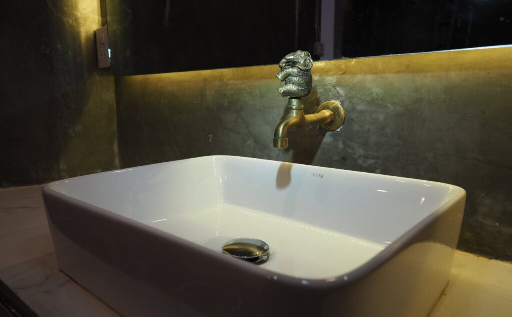 Бангкок: Luck-Yimm Hostel - Adults Only