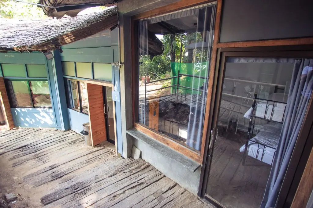 Кату: Paradise Beach Backpackers Hostel