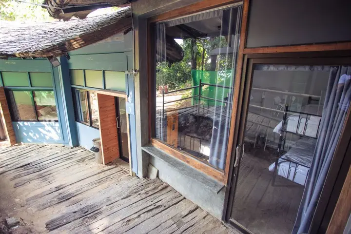 Кату: Paradise Beach Backpackers Hostel
