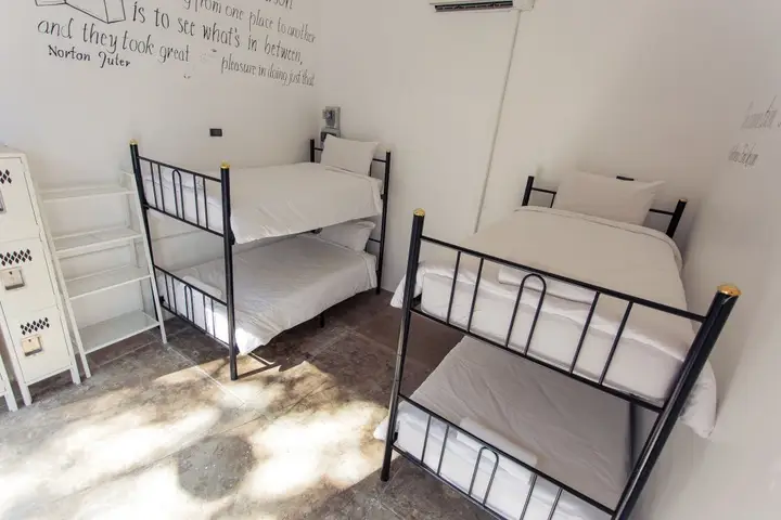 Кату: Paradise Beach Backpackers Hostel