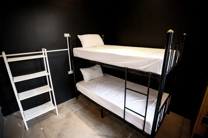 Кату: Paradise Beach Backpackers Hostel