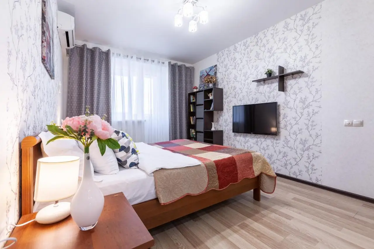 Самара: Уютные апартаменты на Шверника-RentPlaza-Бесконтактное заселение