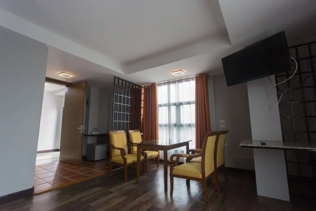 Пхитсанулок: Iron Resort&Hotel