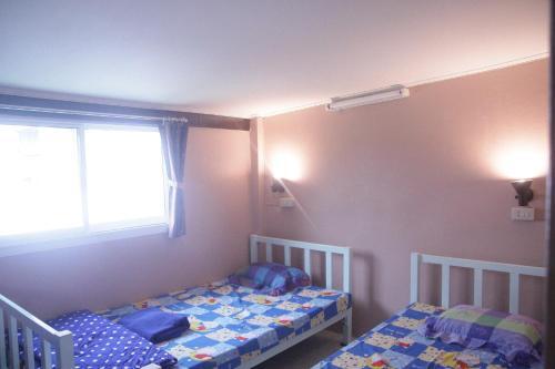 Бангкок: 5 Minute Hostel