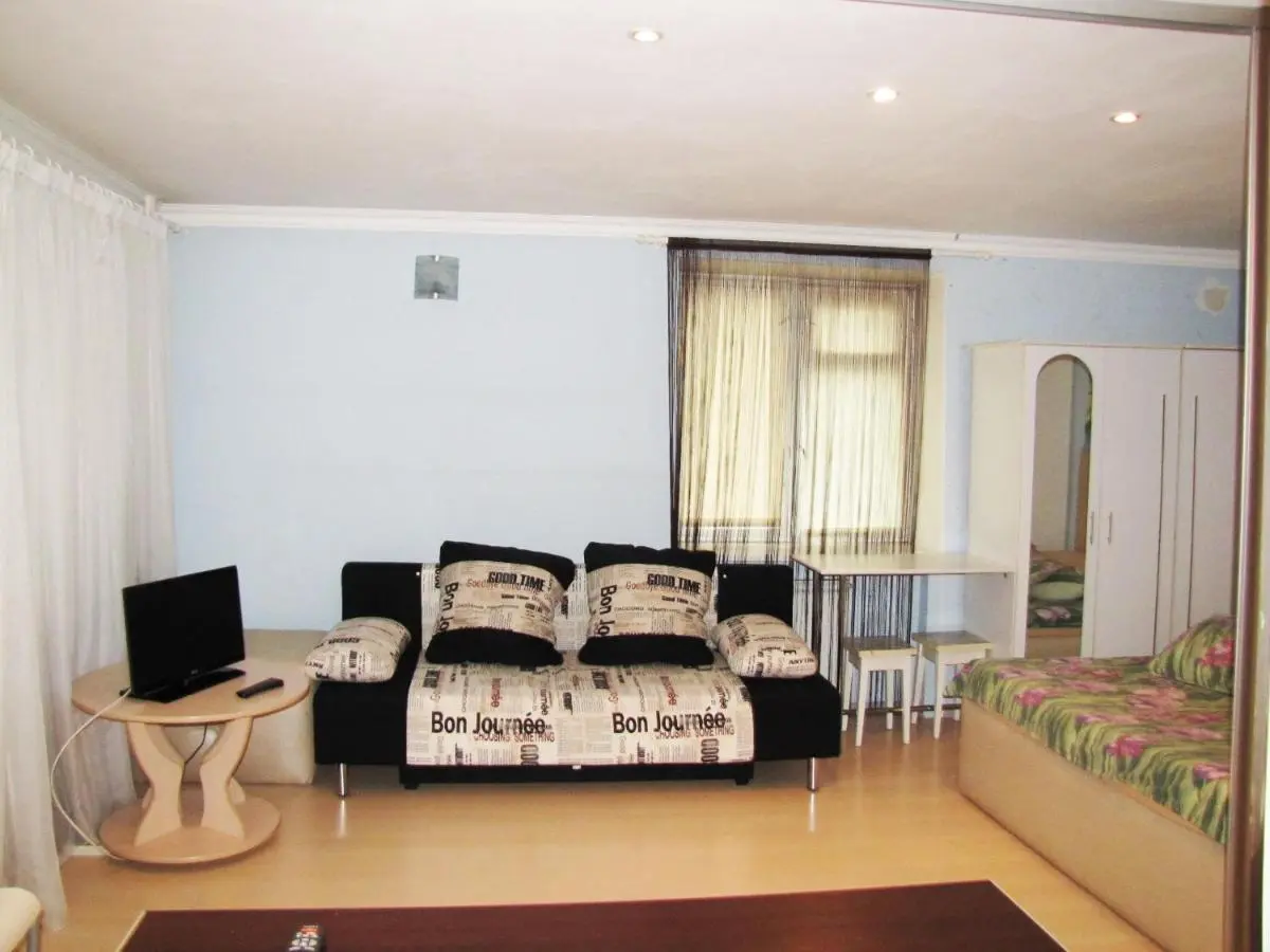 Тольятти: Apartment on Gorkogo