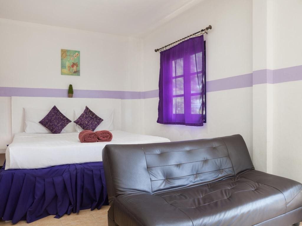 Муанг: Sharaya Kata Hotel