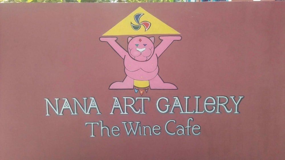 Паттайя: Bee Sleep Hostel & Nana Art gallery
