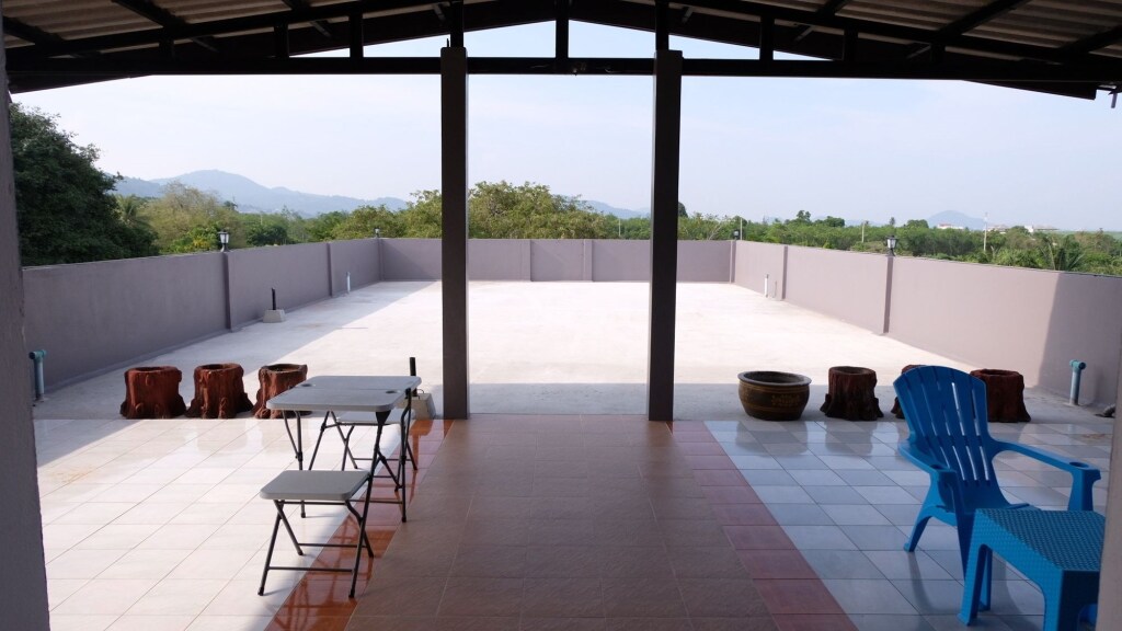 Муанг: Sinsub Residence