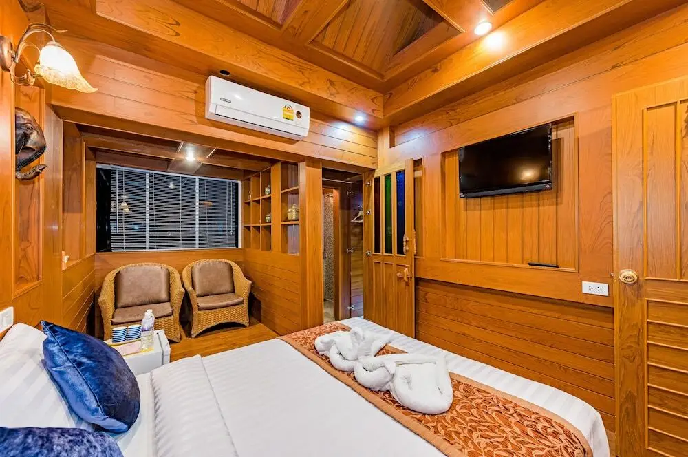 Муанг: Baan Rachapuek