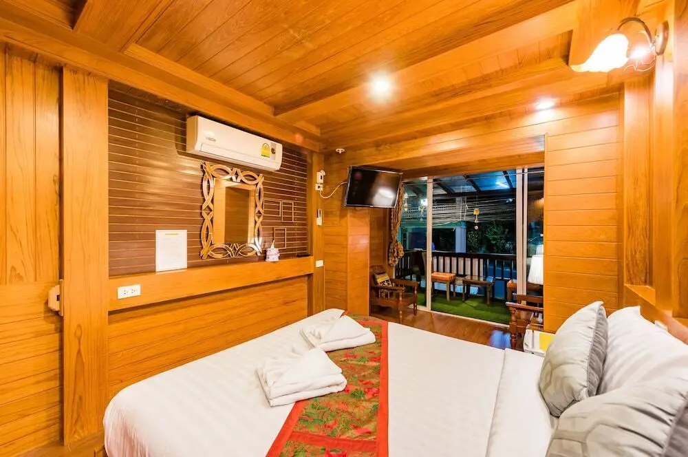 Муанг: Baan Rachapuek