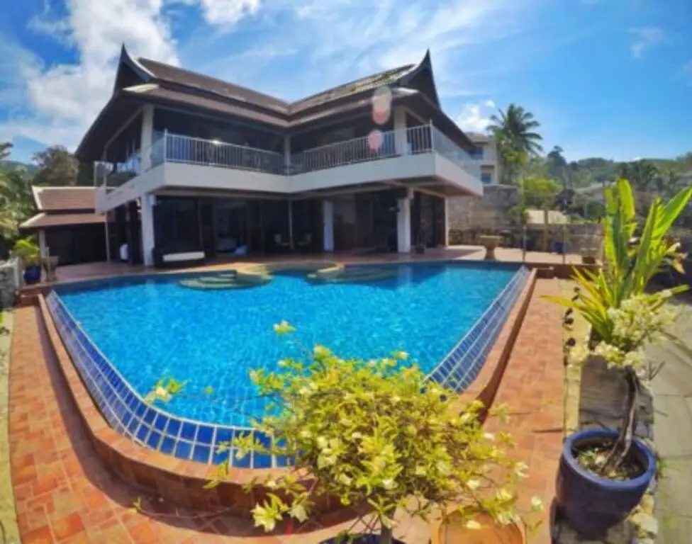 Кату: Happy Holidays Luxury Pool Villa