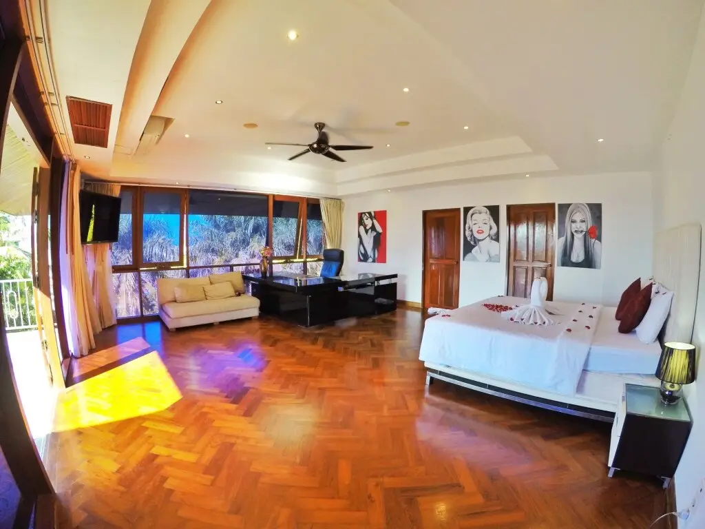 Кату: Happy Holidays Luxury Pool Villa