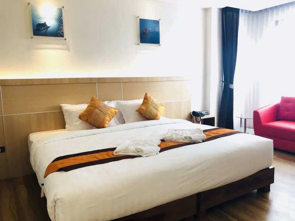 Сураттхани: Marlin Hotel