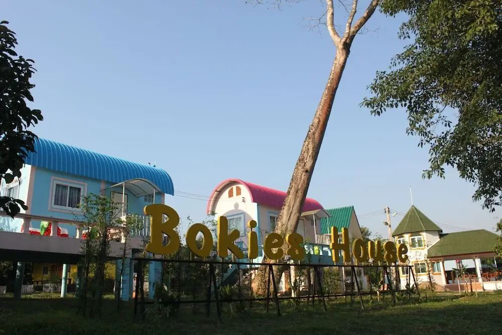 Санамчай: Bokies House