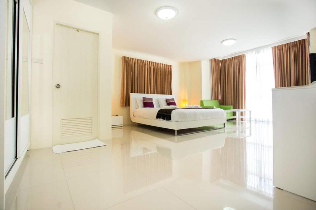 Муанг: Family Guesthouse Rawai