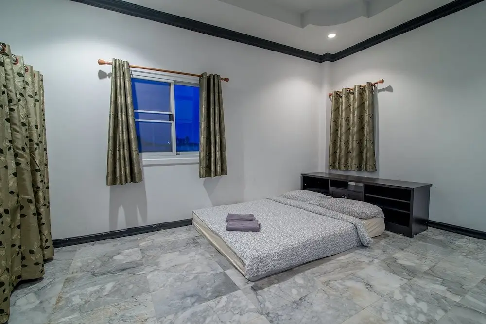 Хуахин: Baan Lake Hill Party Pool Villa
