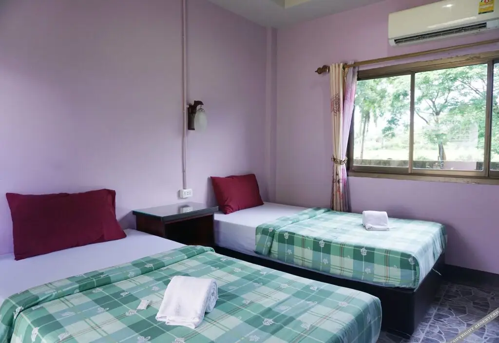Лампанг: Panichat Resort