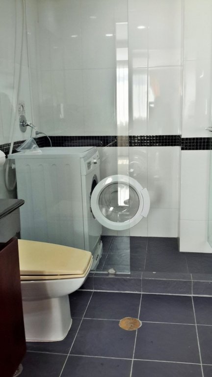 Паттайя: A Large 2 BR-3 Baths 207 Downtown