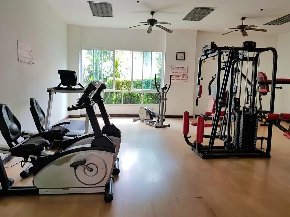 Паттайя: A Large 2 BR-3 Baths 207 Downtown
