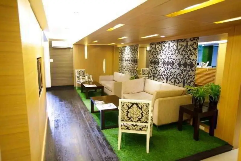 Бангкок: Thonglor Suites