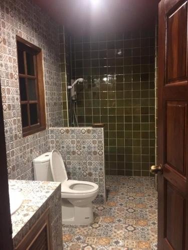 Столичный район Чантхабури: Ruean Ploysrirung Boutique Resort