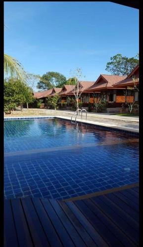 Столичный район Чантхабури: Ruean Ploysrirung Boutique Resort