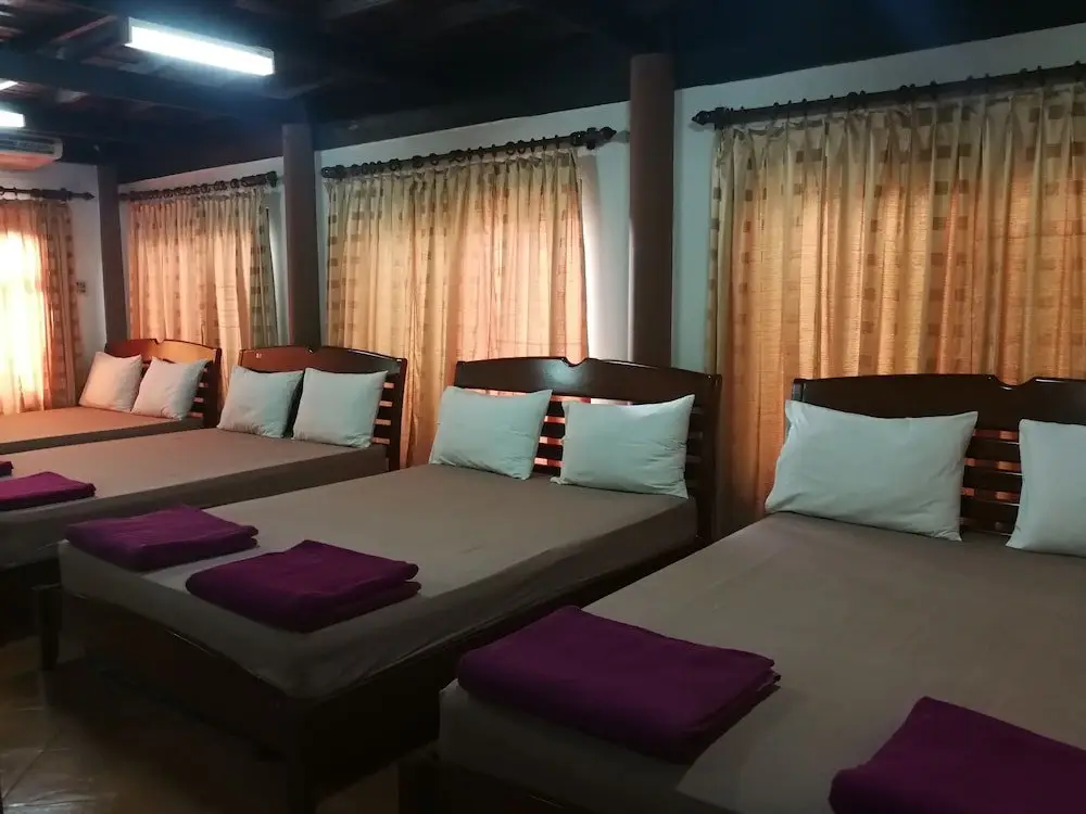 Ампхава: Kumkhumsriwangchai Amphawa