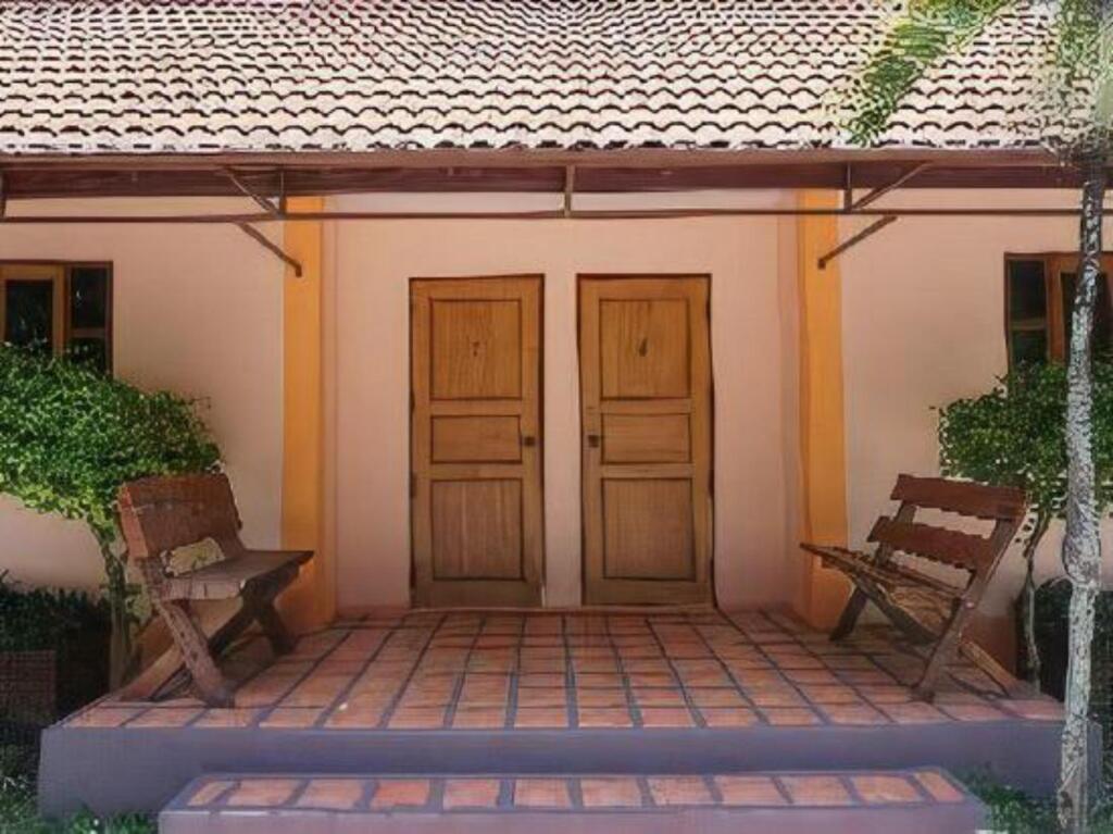 Исторический парк Kamphaeng Phet: Hin Sai Resotel