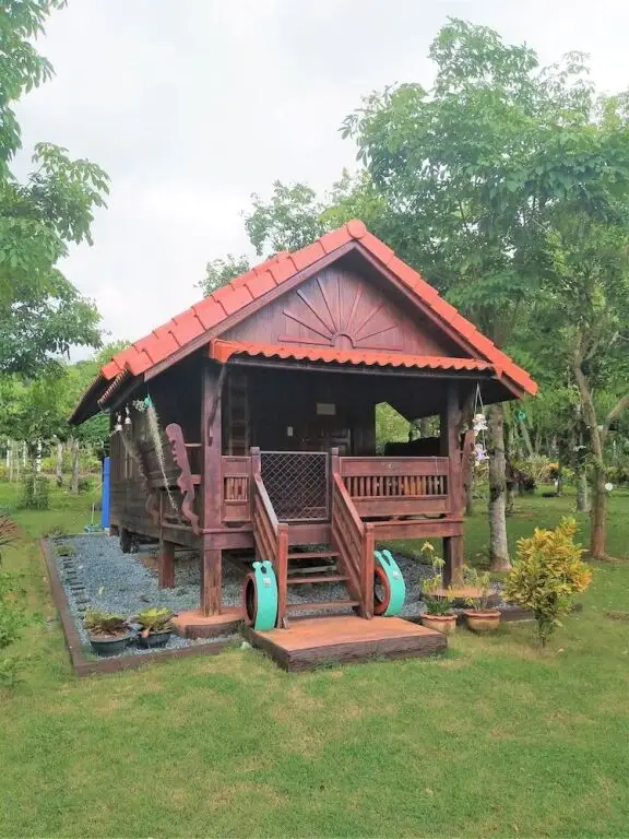 Бай-Лан: Suwanalak Resort