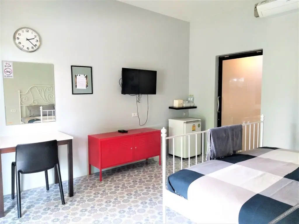 Трат: Hotel Hii