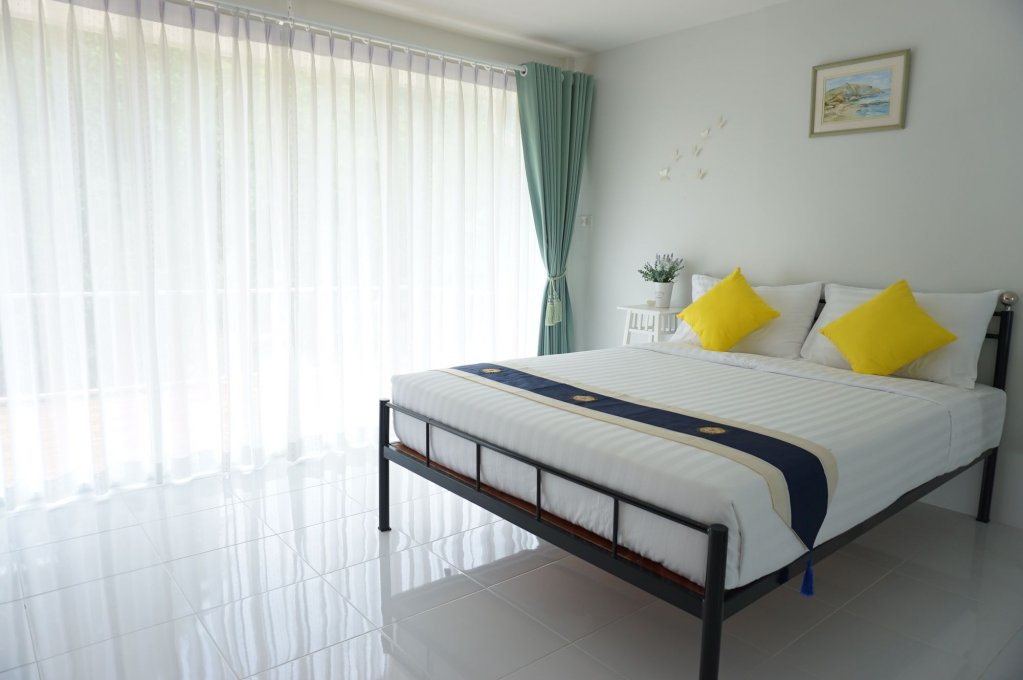 The White Village Ranong Resort — фото 1
