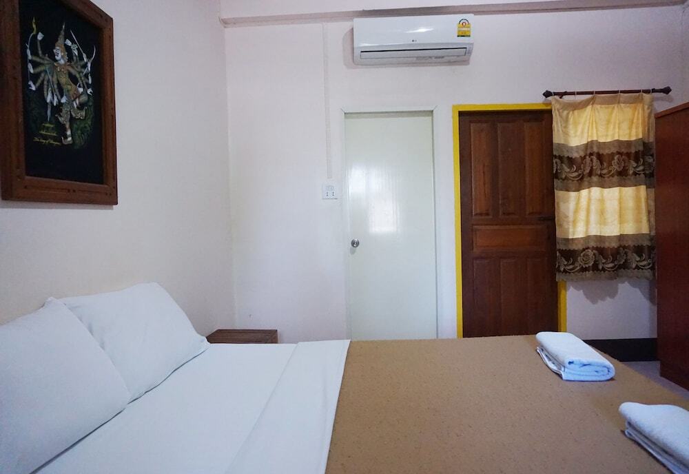 Исторический парк Kamphaeng Phet: Ban Poh Garden House