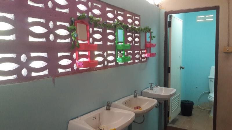 Ко-Пханган: Delos inn Baankai Beach - Hostel