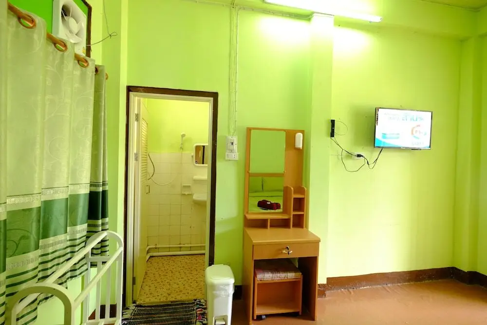 Сакон Накхон: Araya Hotel