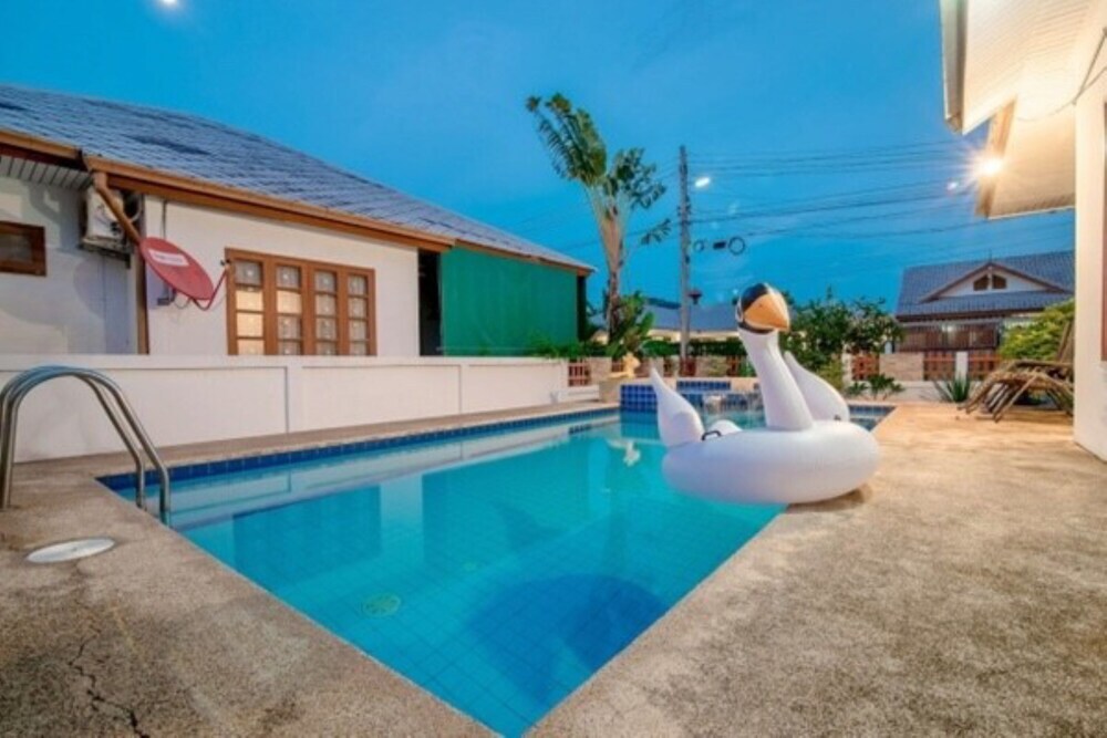 Great Green B Pool Villa — фото 1