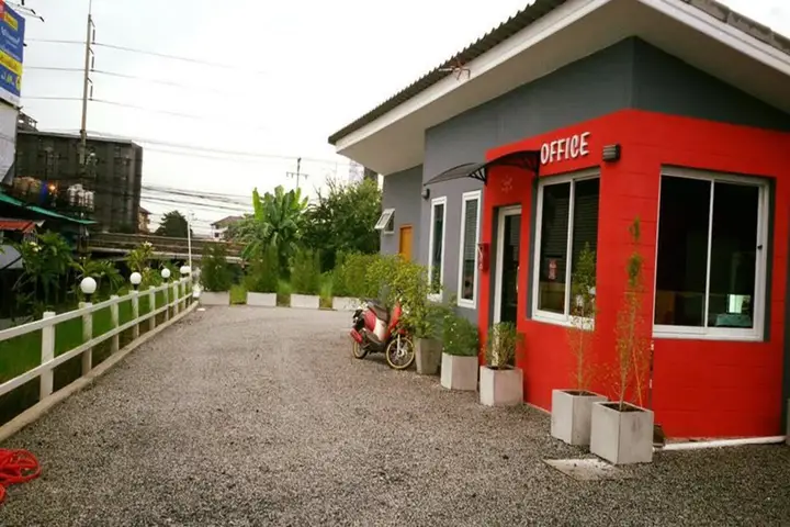 Банг Пхли: Love Box Resort