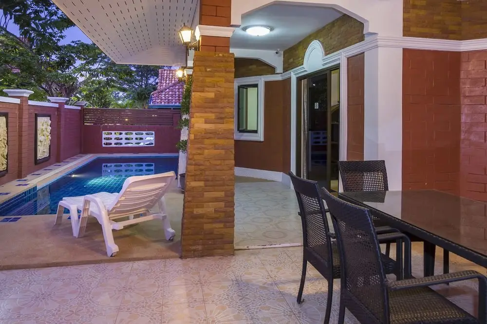 Паттайя: Villa Valery Close to the Beach