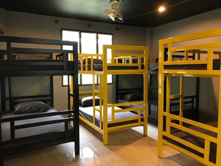 Остров Тау: The Hive Hostel Koh Tao